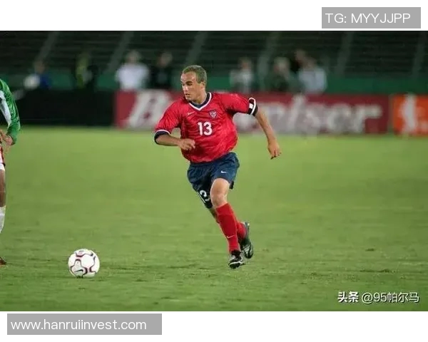 世界级足球天才:从草根到巅峰的传奇球星成长之路